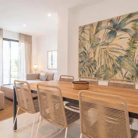 Awesome In With Wifi, Outdoor Swimming Pool And Swimming Pool *